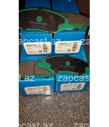 Nissan Tiida 2004-2012  nakladka qabaq 41060EE30J